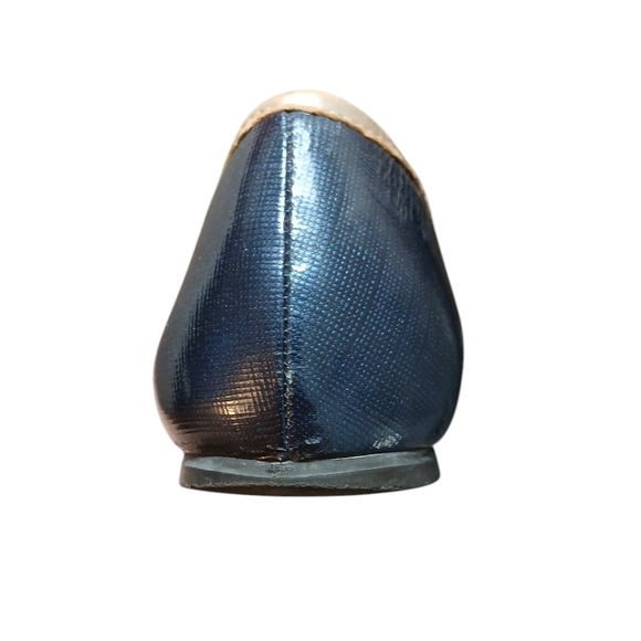 Lilly Pullitzer Navy Patent Leather Metallic Gold Trim Embellished Flats sz 9.5 - Picture 11 of 16